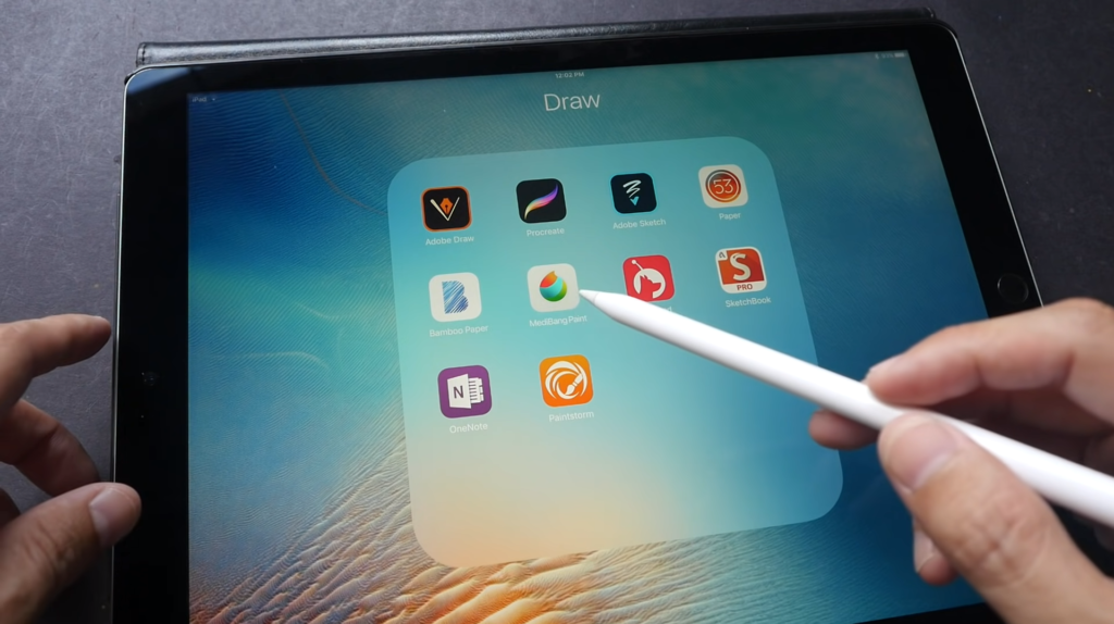 iPad Pro vs. Surface Pro 4 for Drawing: Which is Better? - DrawingProfy